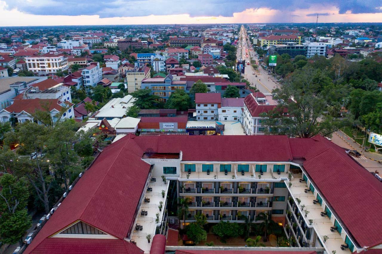 Angkor Holiday Hotel Siem Reap Zewnętrze zdjęcie